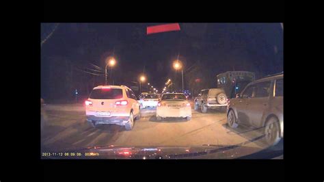 Падение или удар по зеркалу