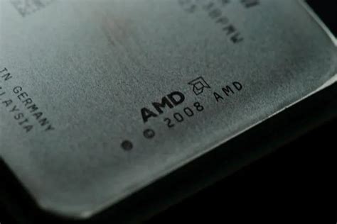 Первый двухъядерный процессор от AMD