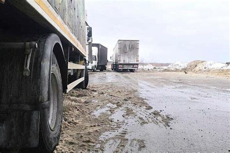 Погодные условия, определяющие закрытие дорог для грузовиков весной