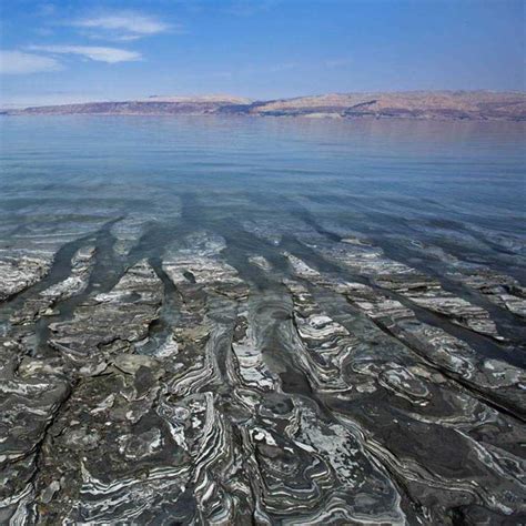 Преимущества и риски посещения Мертвого моря