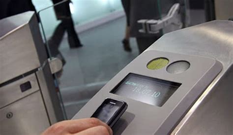 Преимущества оплаты проезда в метро с помощью телефона