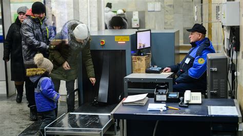 Проверка сумок на работе: основные правила и сведения