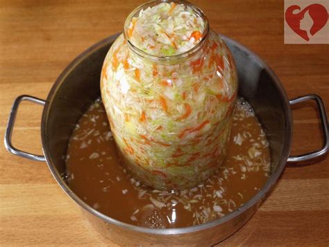 Процесс брожения капусты