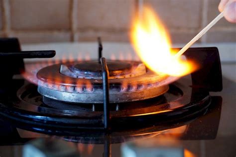Процесс подключения газопровода и монтаж оборудования