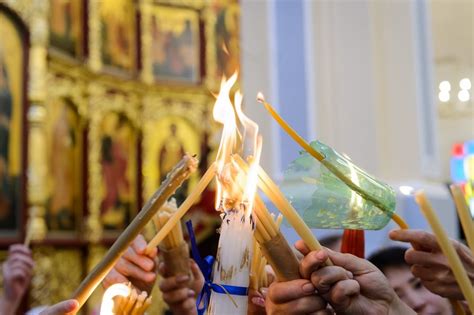 Ритуал и важность сошествия благодатного огня
