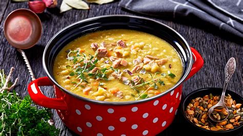 Секреты вкусной зажарки для горохового супа:
