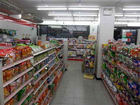 Сеть магазинов 7 eleven в Санкт-Петербурге