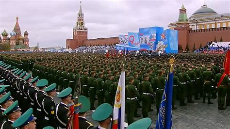 Современные парады победы в России