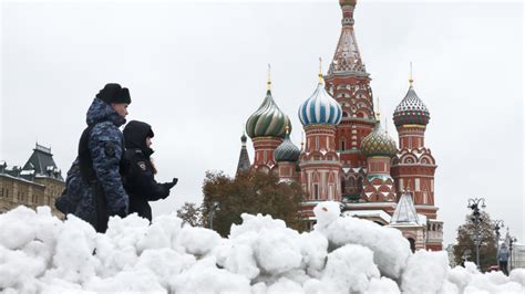Узнайте, когда растает первый снег!