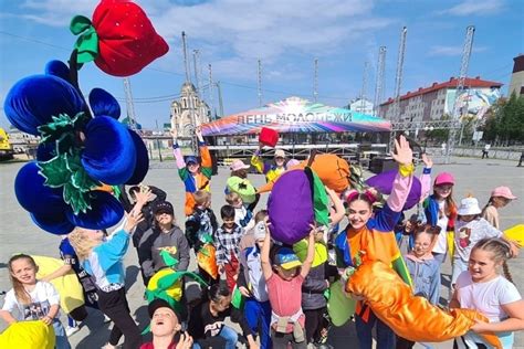 Уличные развлечения и развлекательные мероприятия на улицах города