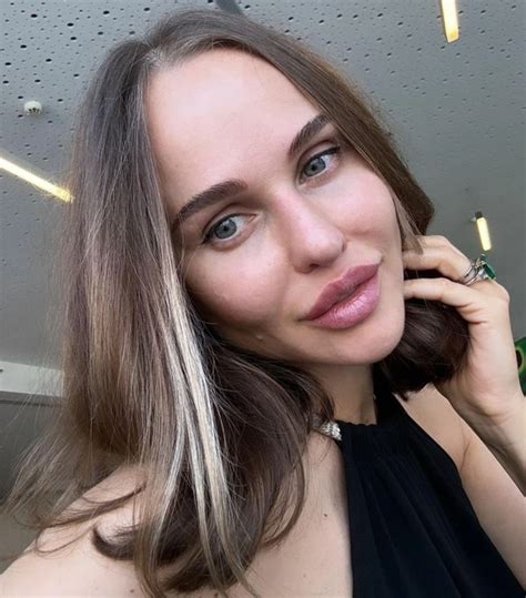 Хлоя стала избранницей Бога